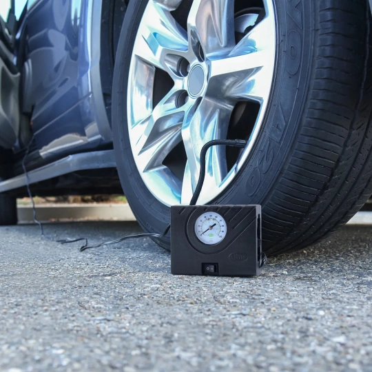 Slime Power Sport tyre inflator