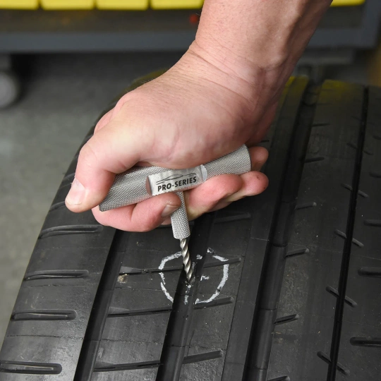 Slime Ultimate tyre repair kit for off-highway tyres