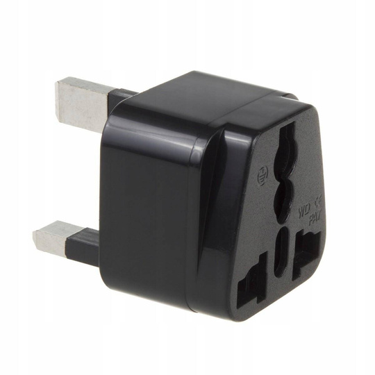 Maclean MCE154 socket adapter EU - UK